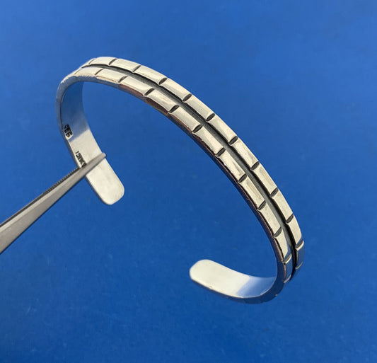 Vintage Mexico 925 Sterling Silver Intricate Hand Cut Design Cuff Bracelet