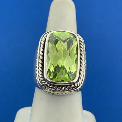 Designer 925 Sterling Silver Rectangle Cushion Cut Peridot Statement Finger Ring