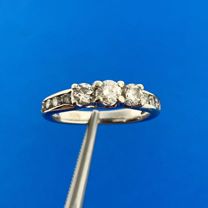 Gorgeous 10k White Gold Round Cut Triple Set Diamond Accent Ring Size 5.25