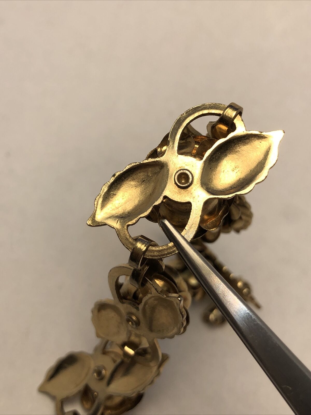 Vintage Gold-Tone Rhinestone Rose Flower Station Statement Bracelet