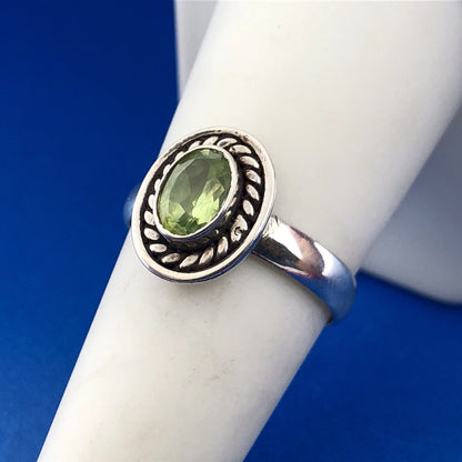 Retro Sterling Silver 925 Oval Peridot August Anniversary Birthstone Ring
