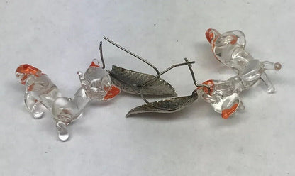 Retro Funky Silver Tone Lucite Bubble Sitting Cat Figurine Drop Dangle Earrings