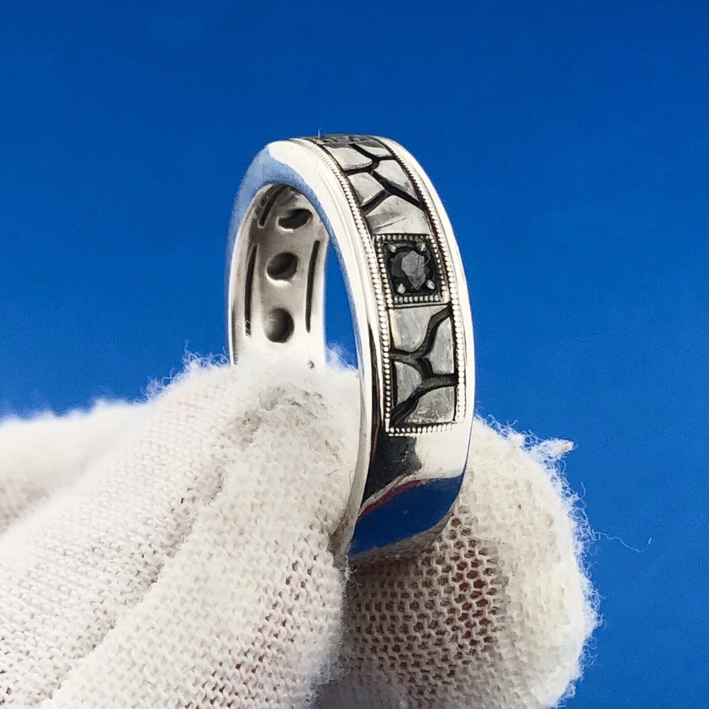 Neil Lane 14K White Gold Black Diamond Sz 8.75 Unisex Wedding Bridal Band Ring