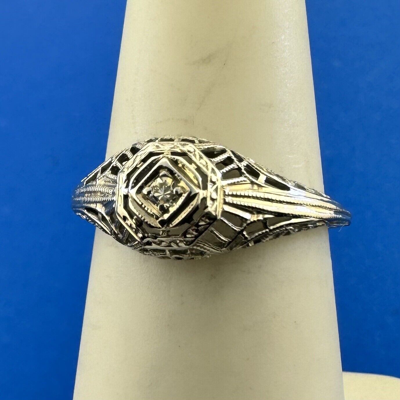 Vintage Designer Art Deco 18K White Gold Diamond Filigree Engagement Ring