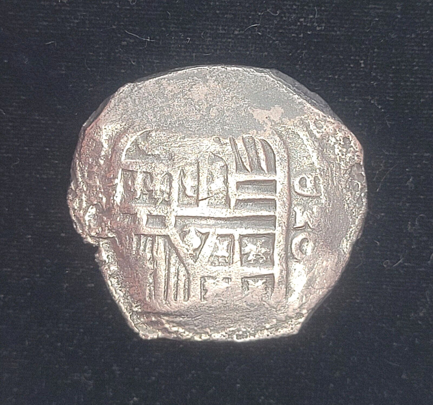 1618-1621 OMD Mexico 8 Reales Habsburg Shield/Cross of Jerusalem .931 Silver Cob