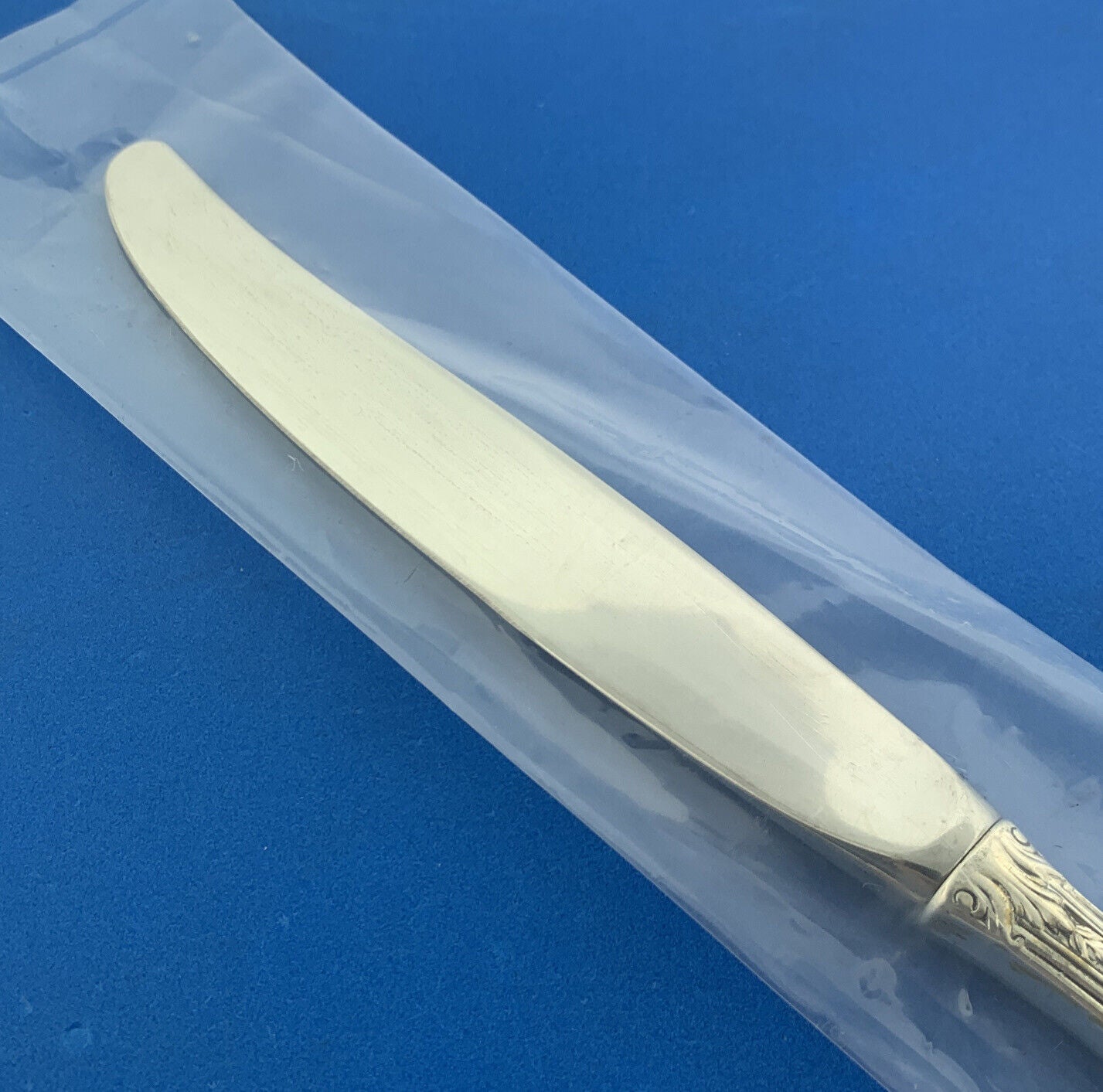Designer Wallace Sterling Silver 925 Rose Point Pattern Dinner Knife Flatware