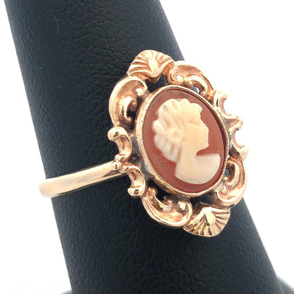 Victorian 10K Yellow Gold Oval Carved Cameo Floral Scroll Statement Ring