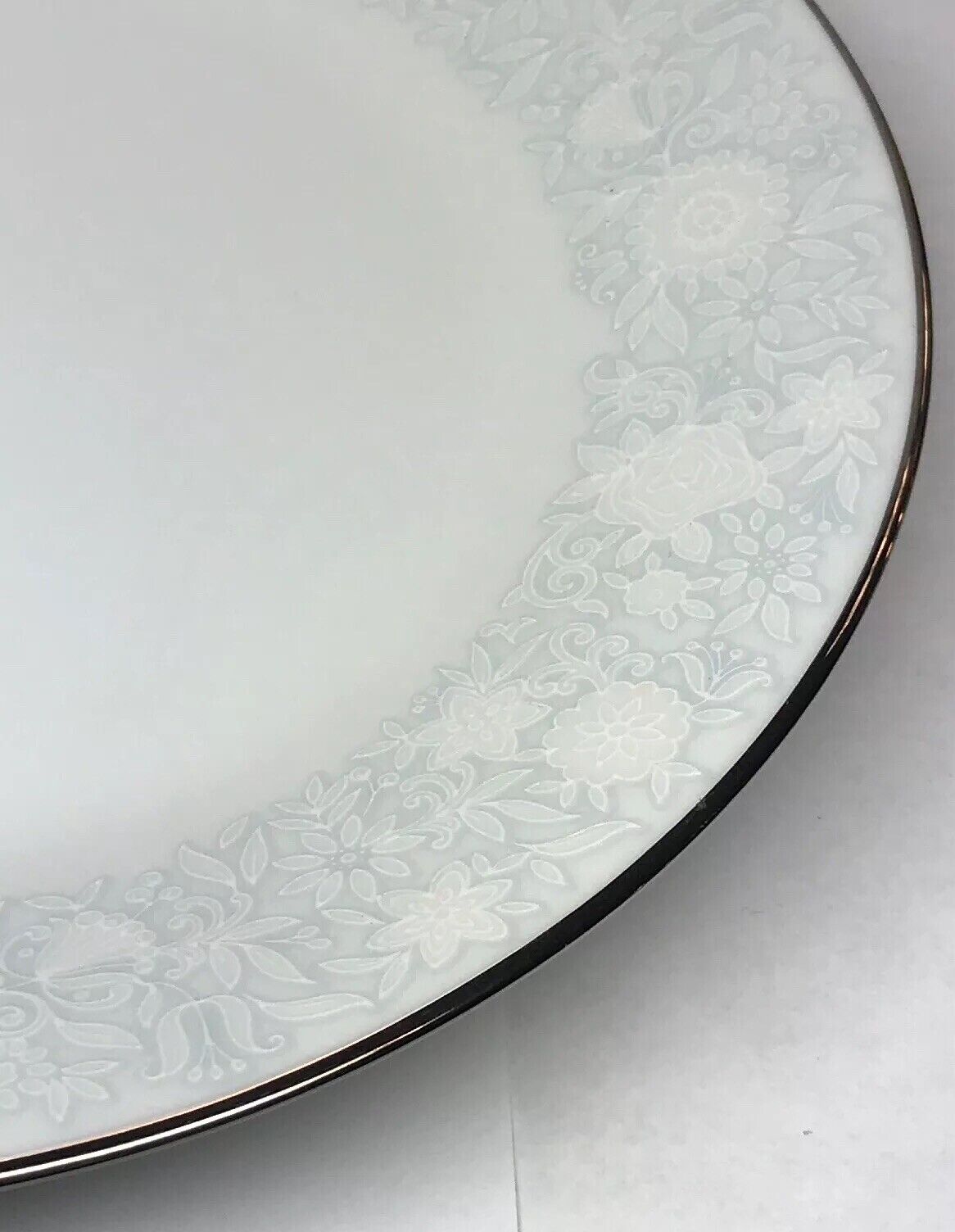 Retired Noritake Ravel Pattern White Flowers w/Blue Silver Trim Salad Plate