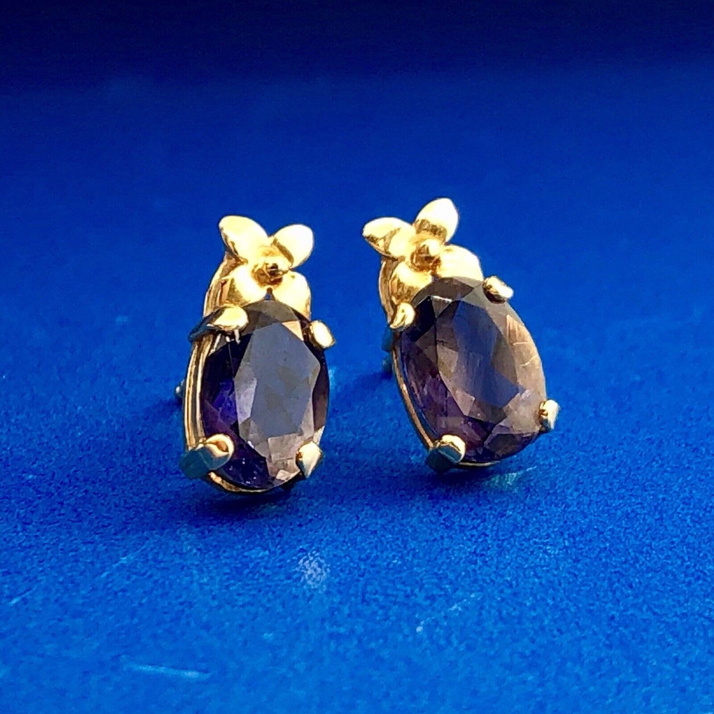 Designer Mexico 14K Yellow Gold Floral Motif Amethyst February Stud Earrings