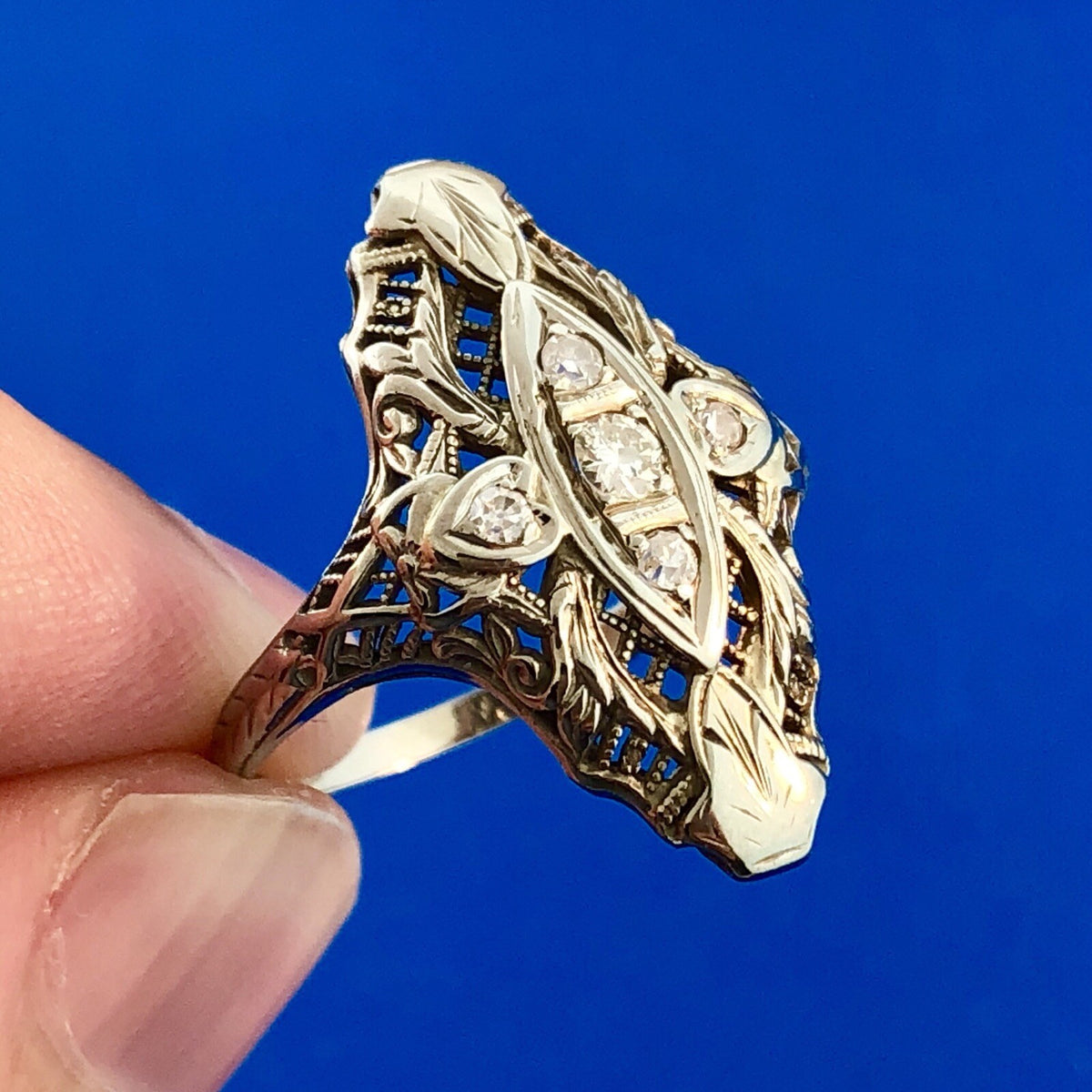 Art Nouveau Art Deco 18K White Gold Diamond Filigree Statement Finger Ring