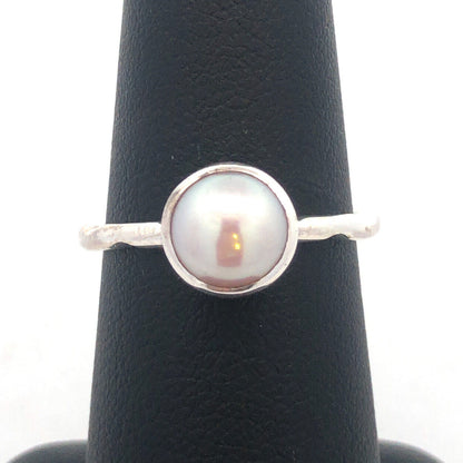 925 Sterling Silver Round Light Pink Pearl Solitaire Occasion Ring