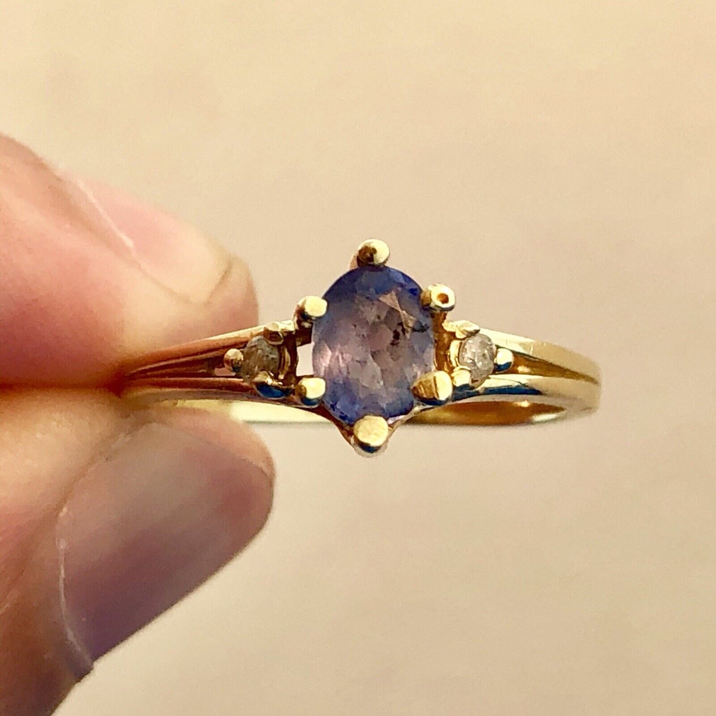 Vintage 14K Yellow Gold Oval Tanzanite Diamond Accent December Anniversary Ring