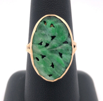 Vintage 14K Yellow Gold Oval Green Jade Hand Carved Leaves Flowers Open Ring
