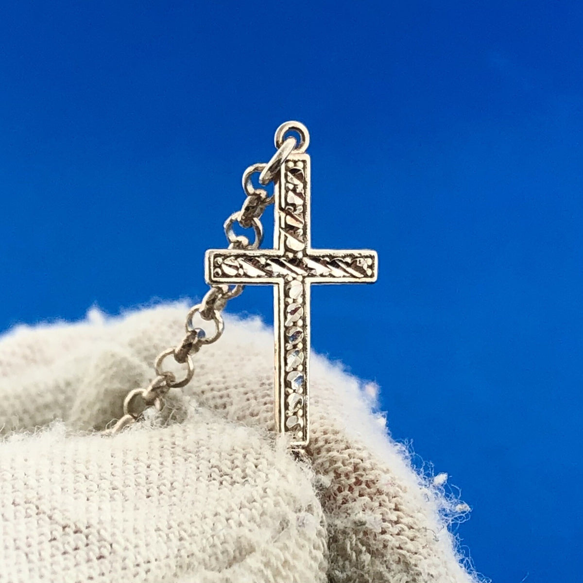 Jacmel Mauritius JCM 925 Sterling Silver Cross Single Station Link Bracelet