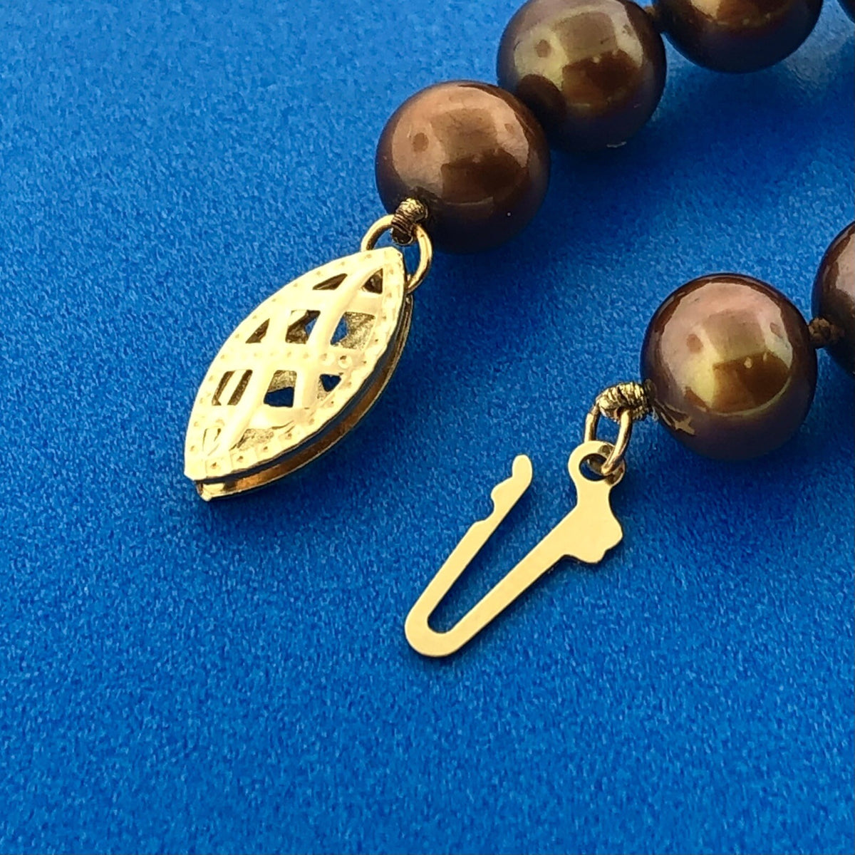 Lustrous Designer 14K Yellow Gold Uniform Chocolate Pearl Necklace