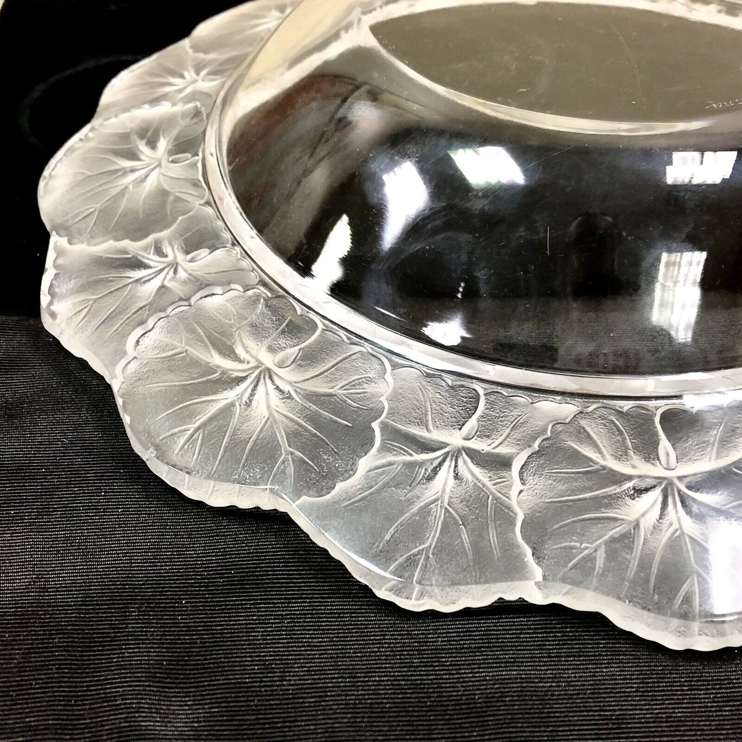 Mid Century France Lalique Honfleurs Geranium Clear Frosted Crystal Leaf Bowl