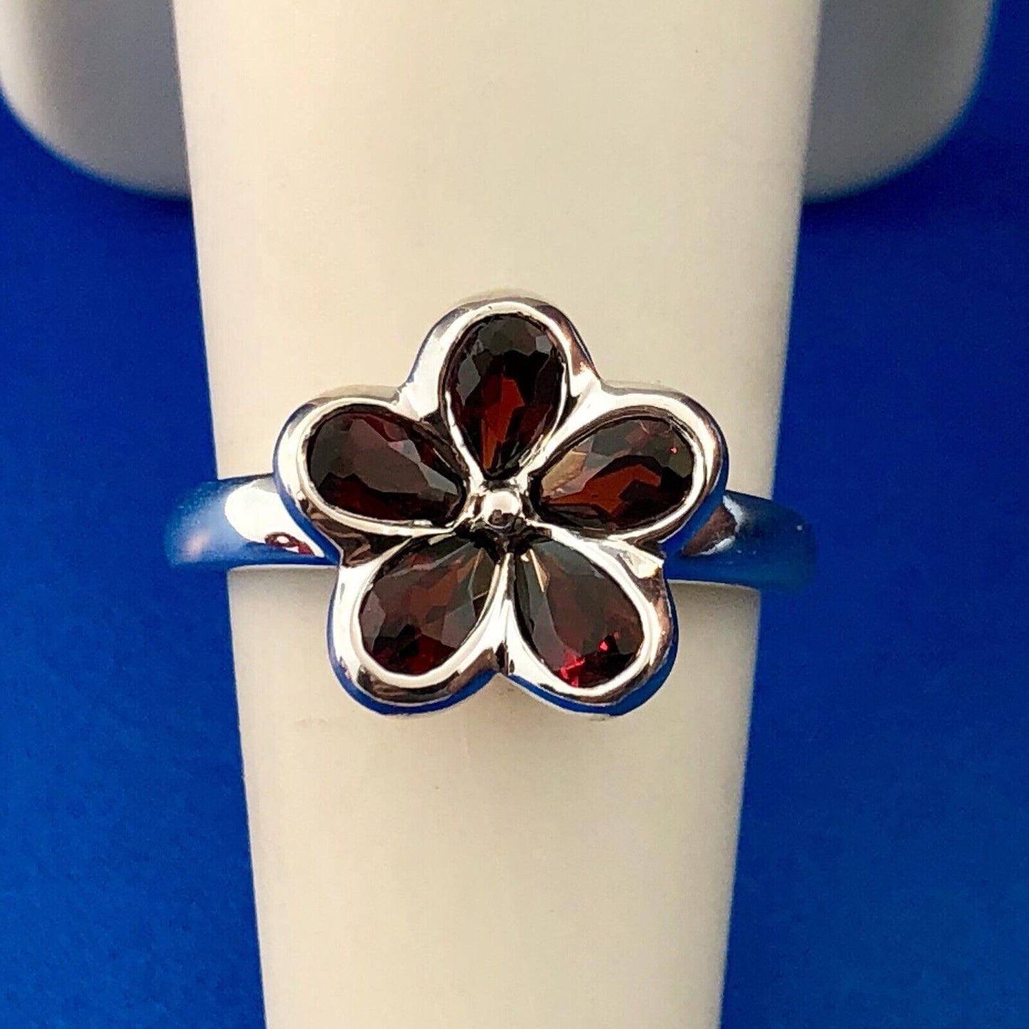 Designer 925 Sterling Silver Garnet Flower January Birthday Occasion Ring