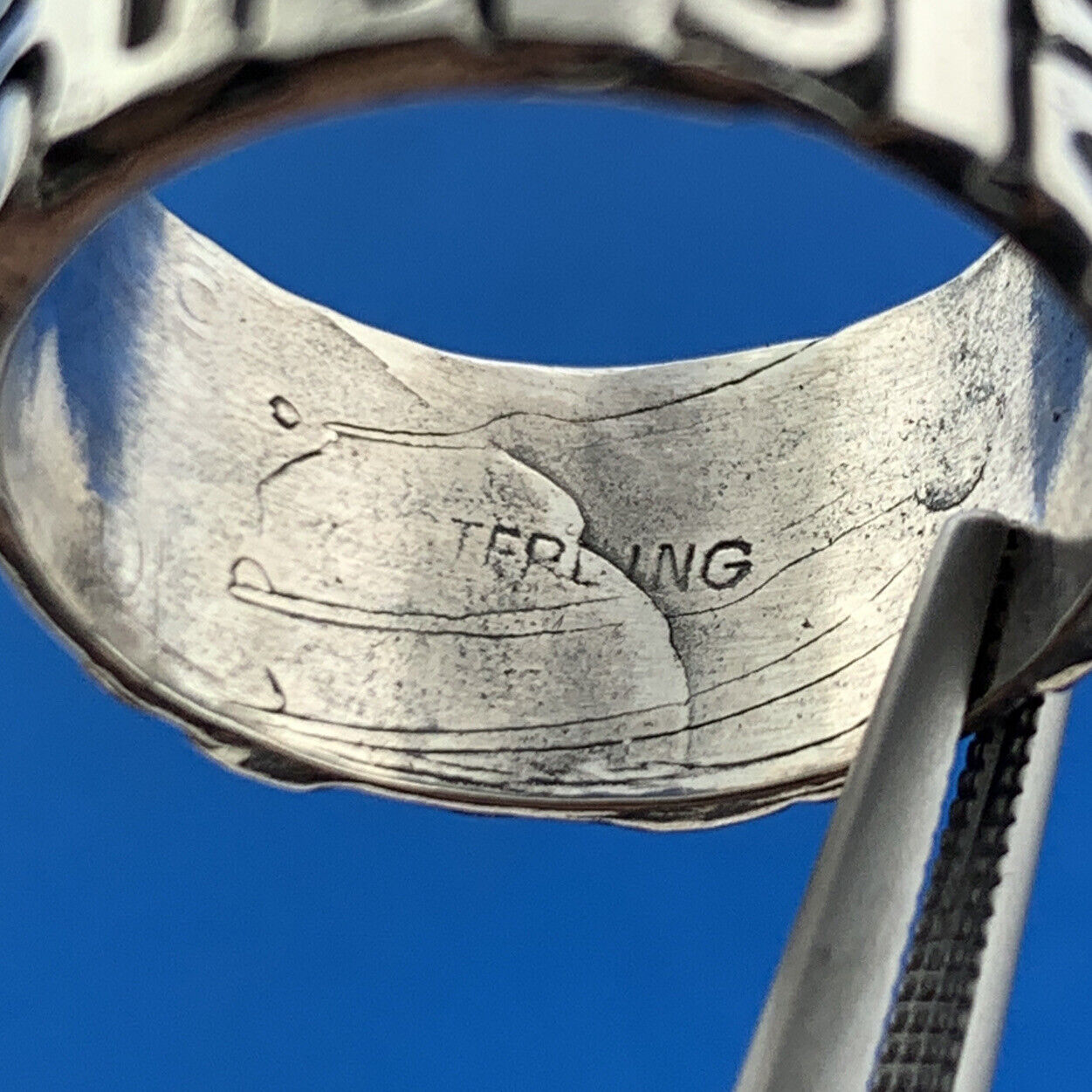 Stunning Sterling Silver 925 Modernist Cross Circle Cigar Band Ring Size 9.75