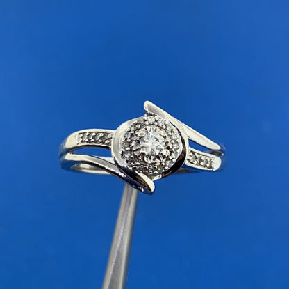 Stunning Sterling Silver 925 Round Diamond Abstract Engagement Ring Size 8 Set