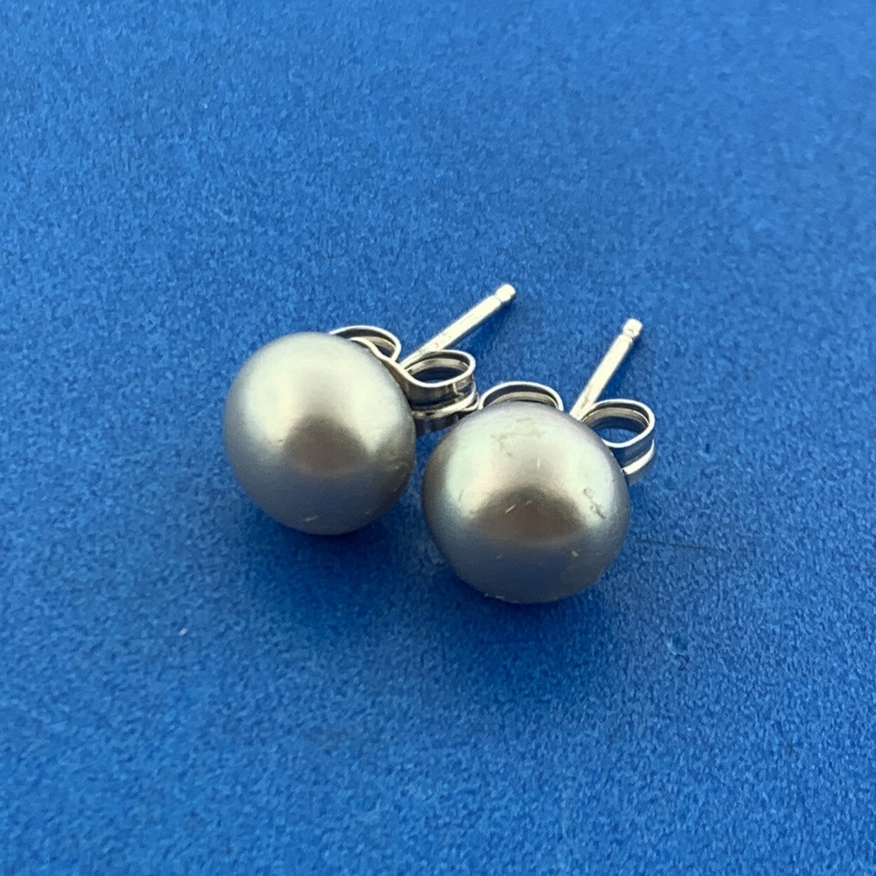 Designer Honora 925 Sterling Silver Gray Pearl Stud Earrings