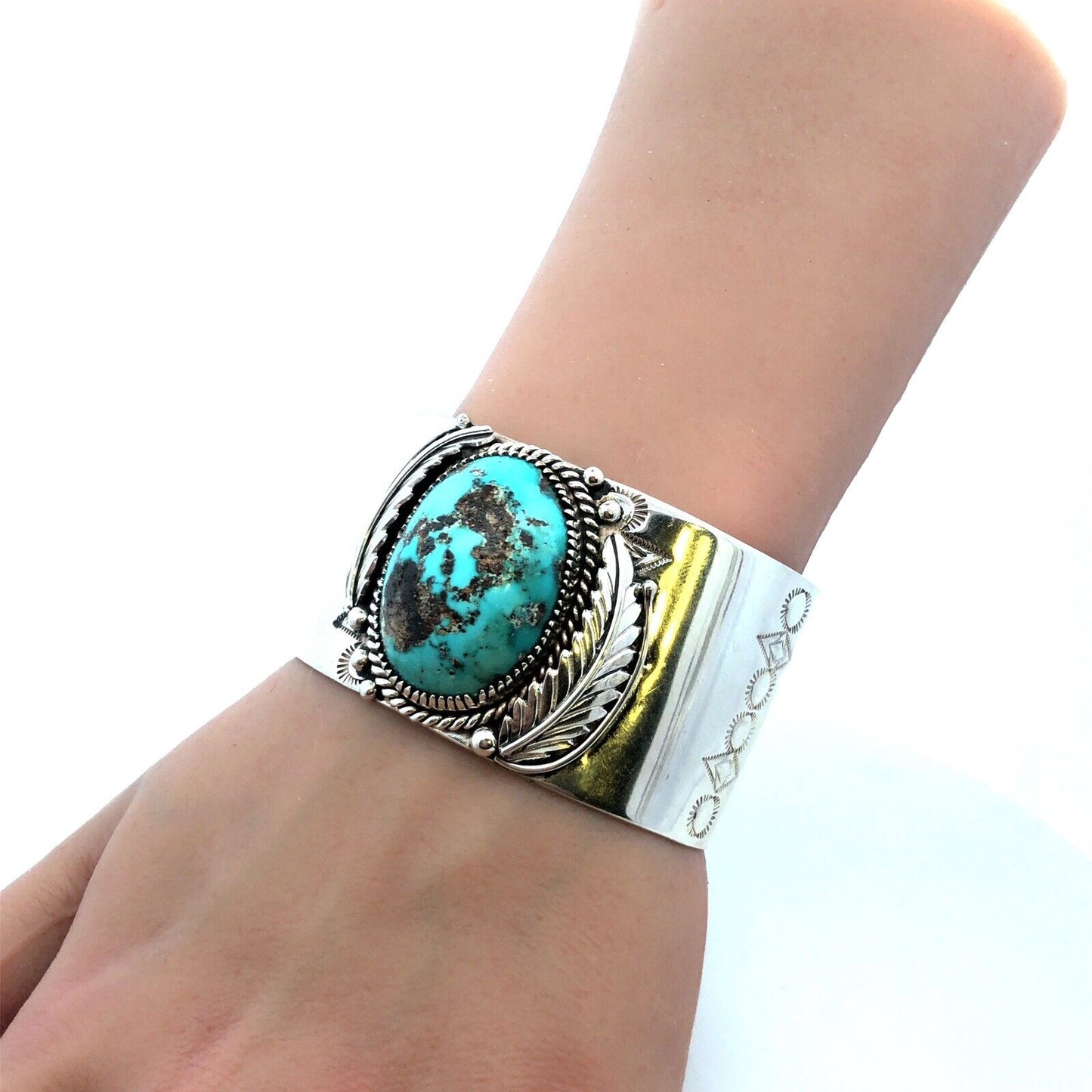 Native American Marian Nez 925 Sterling Silver Oval Turquoise Wide Cuff Bracelet