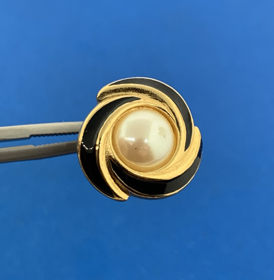 Richelieu Retro Faux Pearl Black Enamel Gold Tone Statement Stud Earrings
