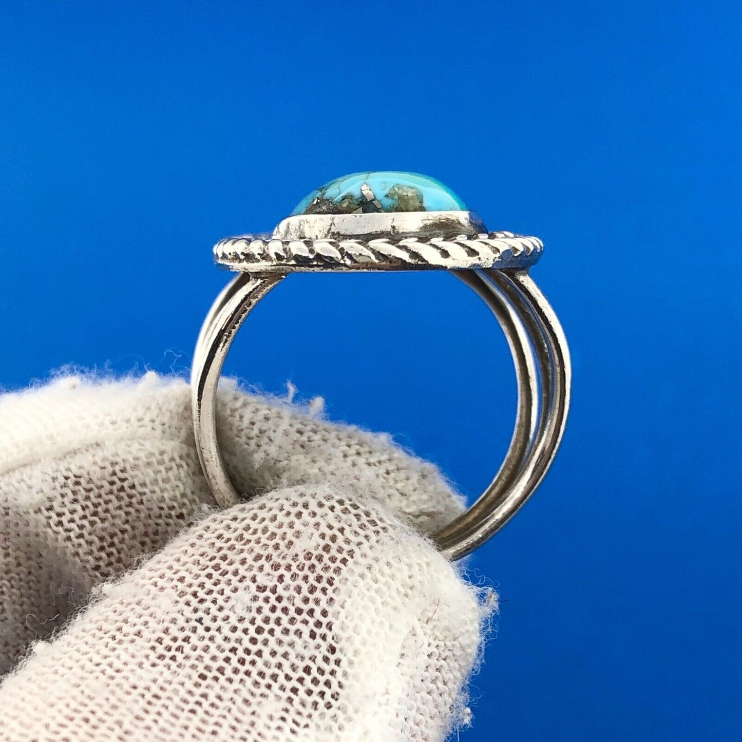 Stunning Sterling Silver 925 Cabochon Turquoise Ring Size 7.5
