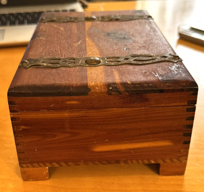 Vintage Cedar Wooden Cigar Metal Accented Trinket Jewelry Hinged Box w/Lock/Key