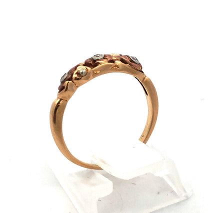 Vintage 14K Yellow Rose Gold Diamond Flower Textured Band Ring