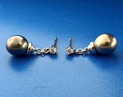 Stunning 14K White Gold Black Pearl Diamond Dangle Drop Earrings