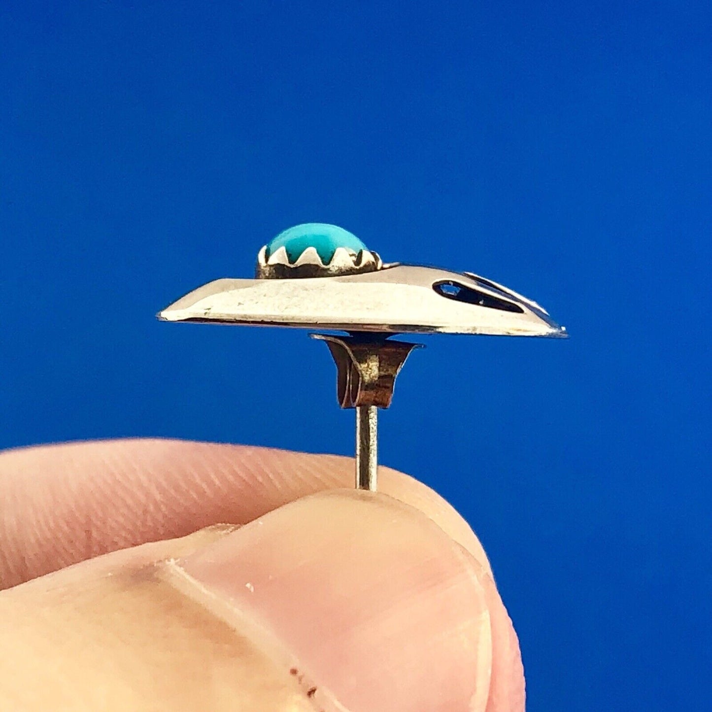 Native American Artisan DF 925 Sterling Silver Turquoise Bear Paw Claw Earrings