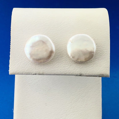 Retro 14K Yellow Gold White Iridescent Mabe Pearl Statement Stud Earrings