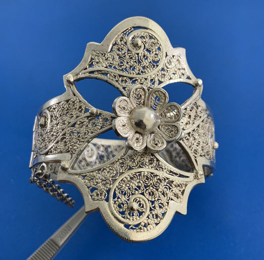 Vintage Artisan Sterling Silver Filigree Scroll Flower Statement Cuff Bracelet
