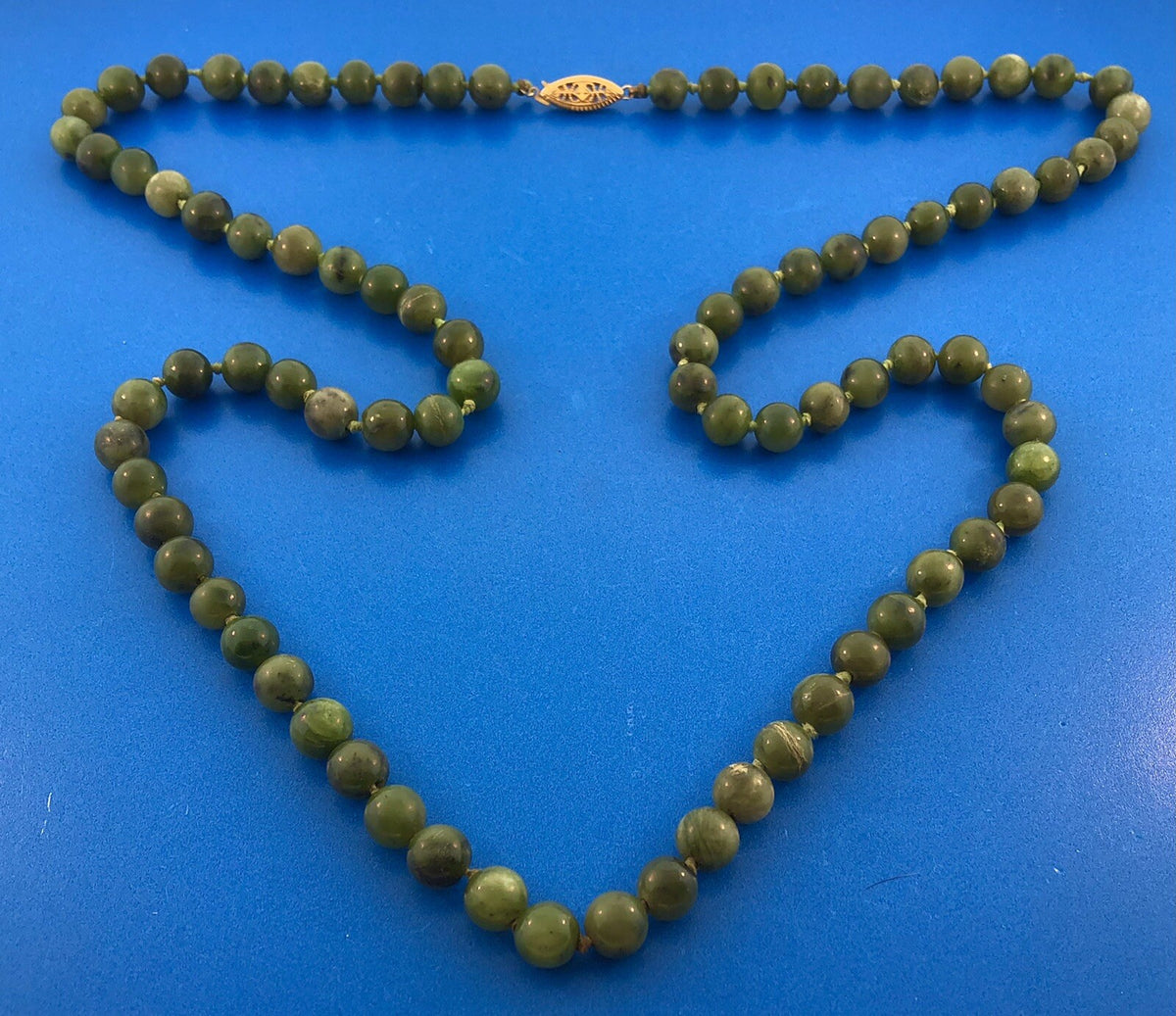 Estate 10K Yellow Gold Jade Bead Ball Hand Knotted Statement Necklace