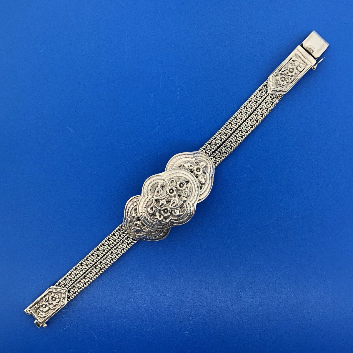 Great Designer Sterling Silver 925 Floral Scroll Wheat Mesh Concho Dome Bracelet