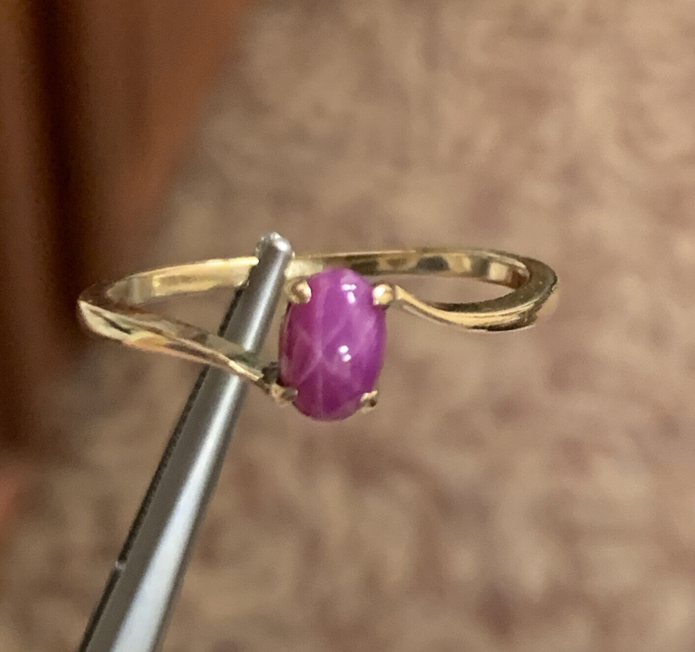 Designer 10K Yellow Gold Oval Pink Star Sapphire Solitaire Bypass Ring