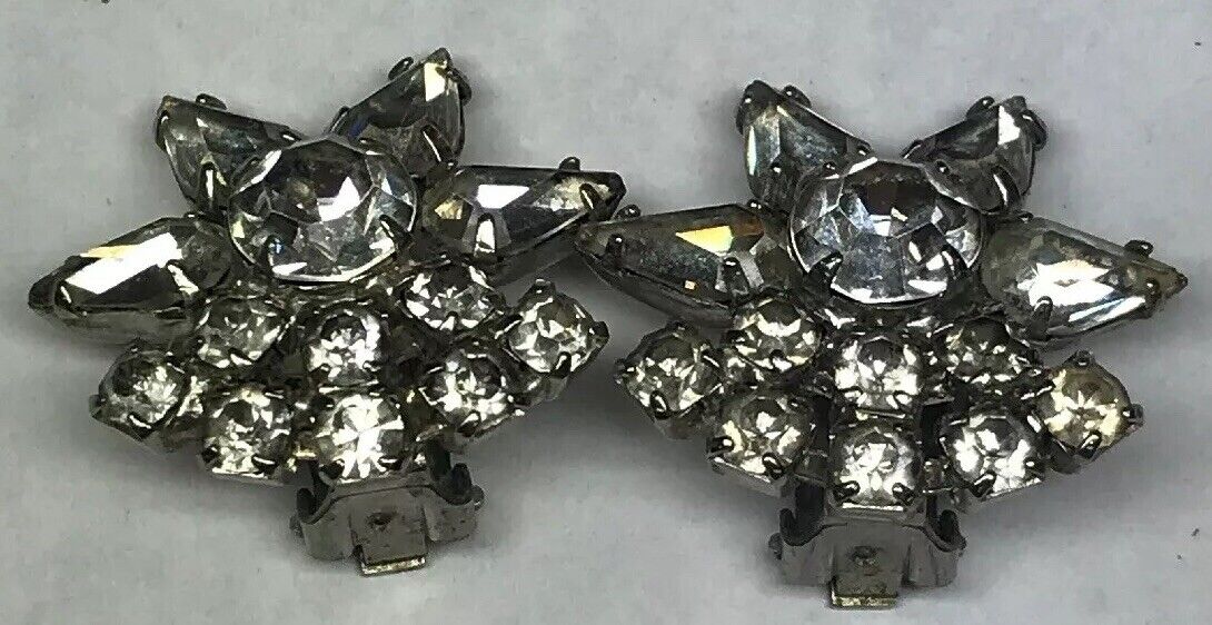Vintage Art Deco Crystal Rhinestone Flower Cluster Bridal Cocktail Clip Earrings