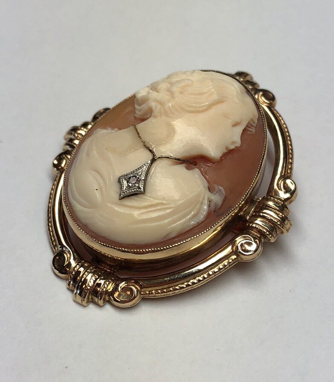 Vintage ESEMCO 14K Yellow Gold Diamond Caved Cameo Scroll Bead Pin Pendant