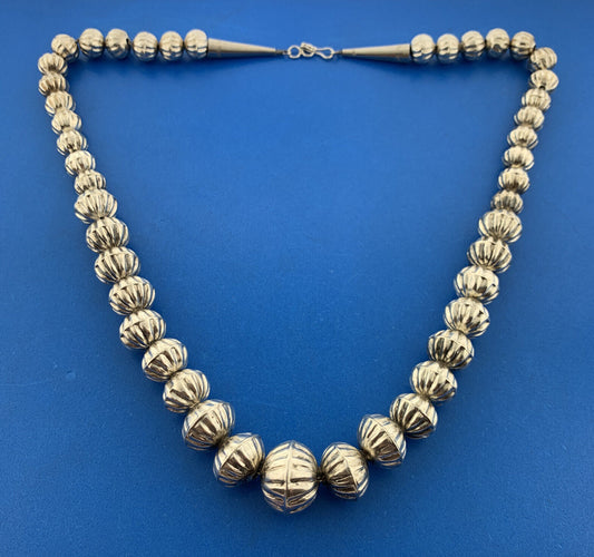 Vintage Taxco Ribbed Ball Bead Tapered Sterling Silver 925 Link Chain Necklace