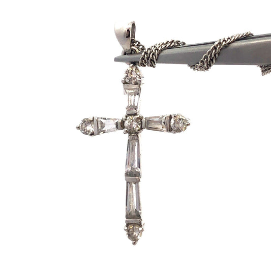 Designer 925 Sterling Silver Cubic Zirconia Cross Pendant Chain Necklace
