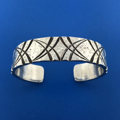 Native American 925 Sterling Silver Hammered Abstract Statement Cuff Bracelet