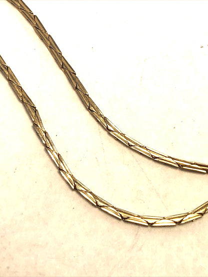 Designer Citation Gold Tone Chain Amber Statement Pendant Necklace