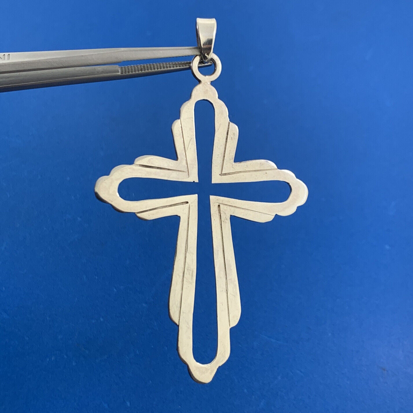 Vintage 925 Sterling Silver 3 Dimensional Midsize Cutout Cross Pendant