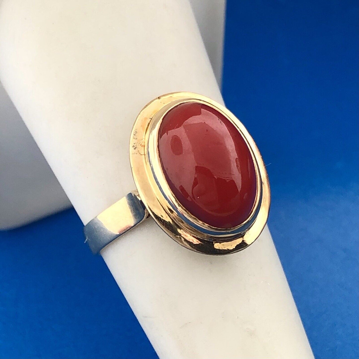 Retro 18K Yellow Gold Red Orange Coral Oval Cabochon Modernist Cocktail Ring