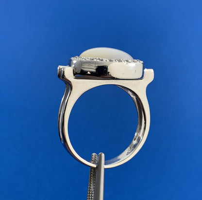 Designer Modernist 925 Sterling Silver Mother Of Pearl White Topaz Halo Ring