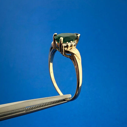 Vintage 14K Yellow Gold Pear Emerald Diamond Accented May Anniversary Ring