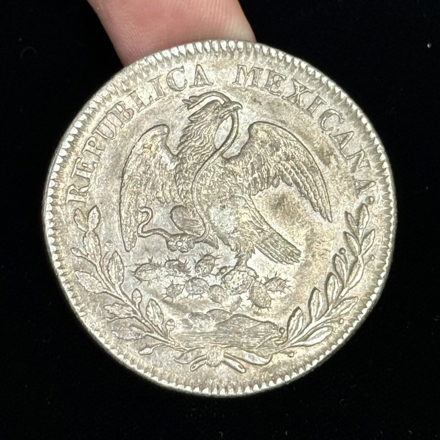 1825 Zs Zacatecas Mexico 8 Reales .903 Silver A.Z. Cap & Rays Libertad Coin