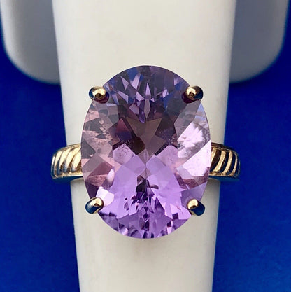 Vintage Designer SCBS 10K Yellow Gold Oval Amethyst Statement Cocktail Ring