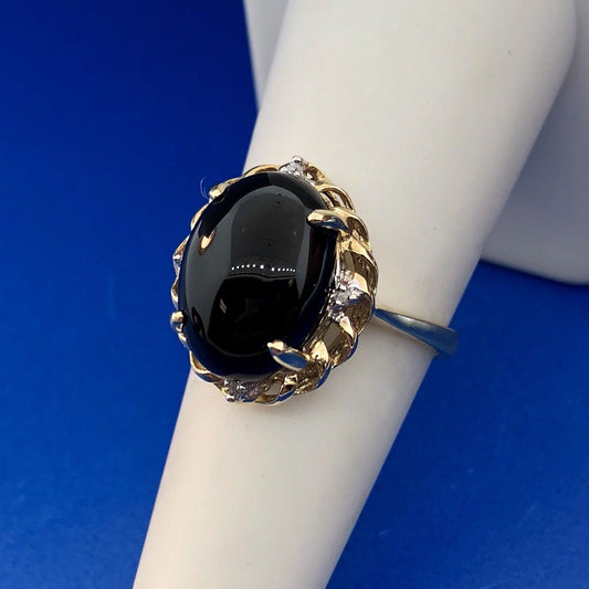 Vintage 10K Yellow Gold Black Onyx Cabochon Diamond Accent Cocktail Ring