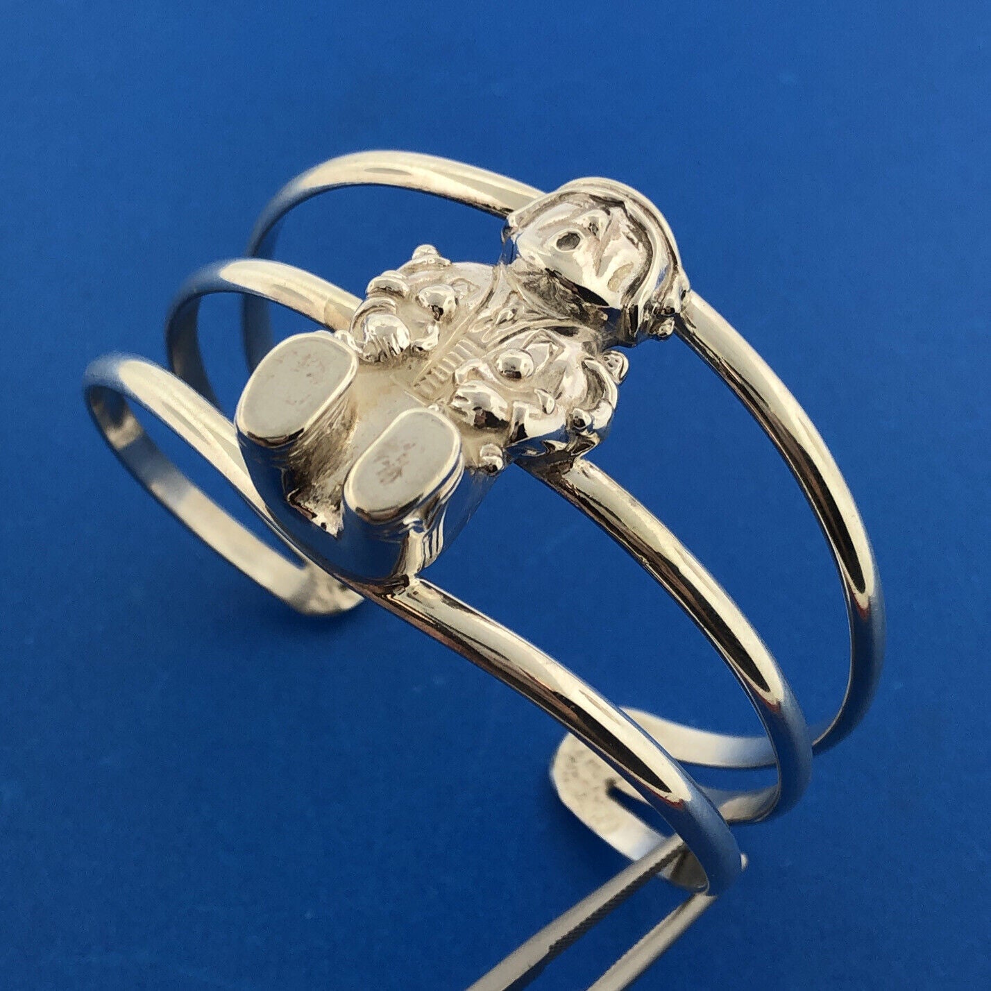 Carol Felley Pueblo 925 Sterling Silver Storyteller Doll Statement Cuff Bracelet